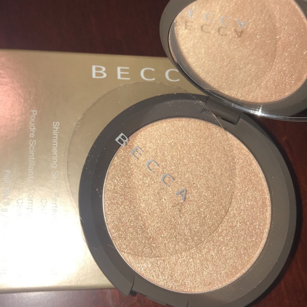 Becca highlighter